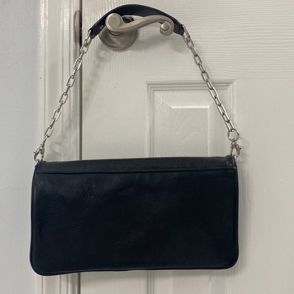 GOOD CONDITION TORY BURCH BLACK LEATHER BAG - Picture 5 of 8